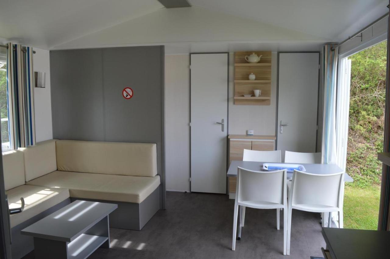 Verblijfpark Ardinam Olloy-sur-Viroin Bagian luar foto